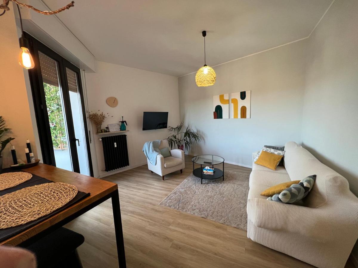 Nice Square Apartamento Marcallo con Casone Exterior foto
